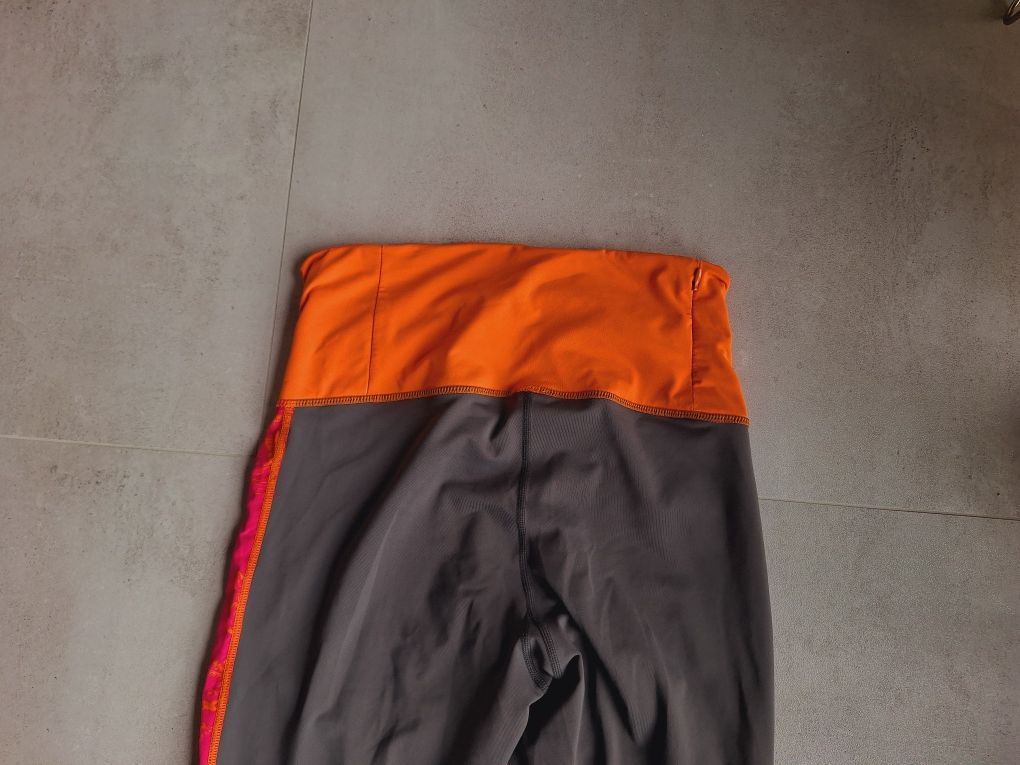 Legginsy z wysokim stanem Kari traa