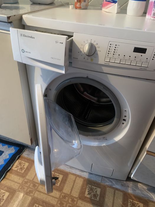 Продаю стиральную машину Электролюкс