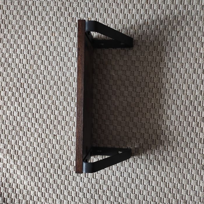 Pólka rustykalna loft