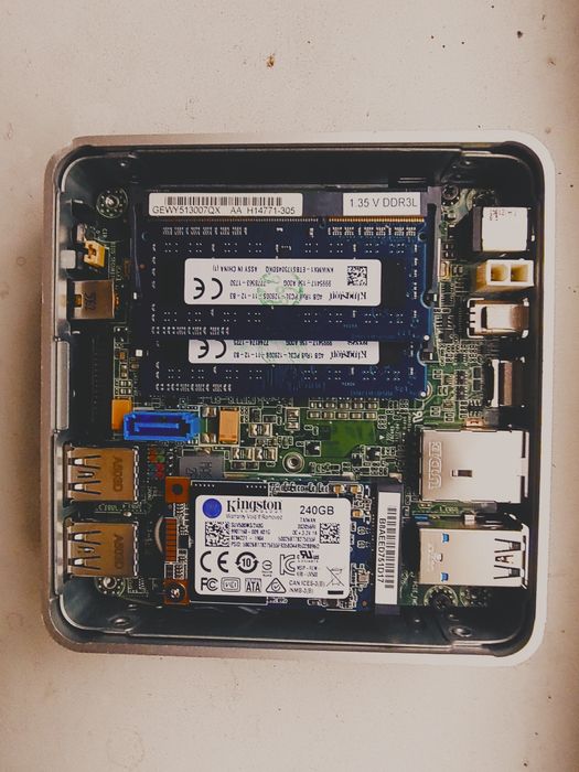 Intel Nuc I3-4010U, 8/240 Gb, є Wi-Fi, гарантія