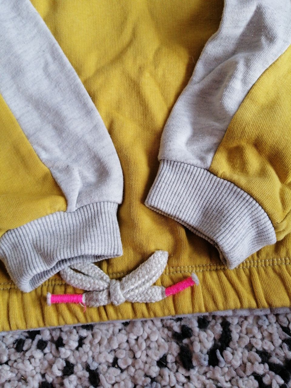 Bluza H&M 134 140 dziewczęca szara żółta