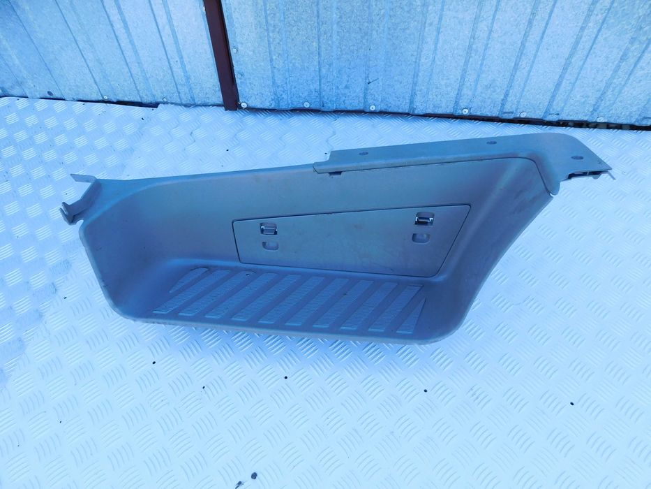 Mercedes Sprinter 906 VW Crafter próg stopień plastik prawy pasażera