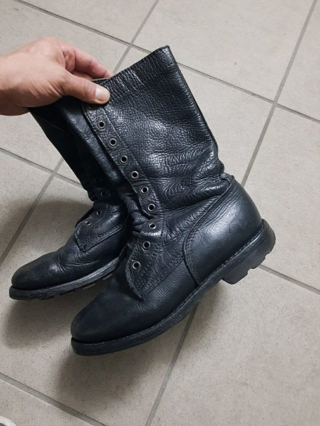 Botas militares 41  (bom estado)