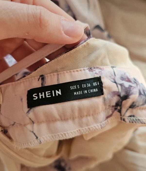 Sukienka w kwiaty odkryte plecy maxi rozmiar S