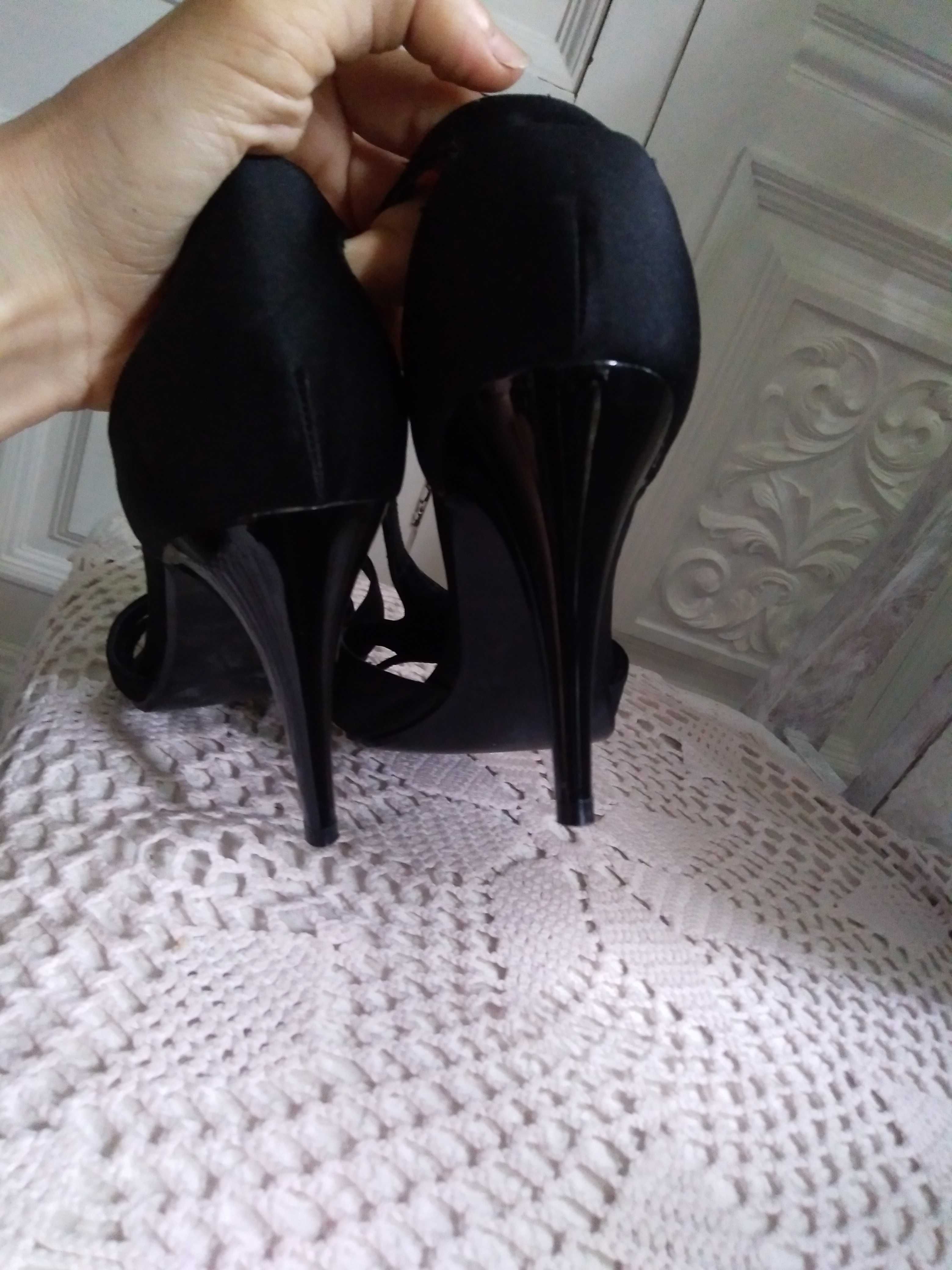 Sandały damskie eleganckie czarne na szpilce do tańca buty 39 menbur