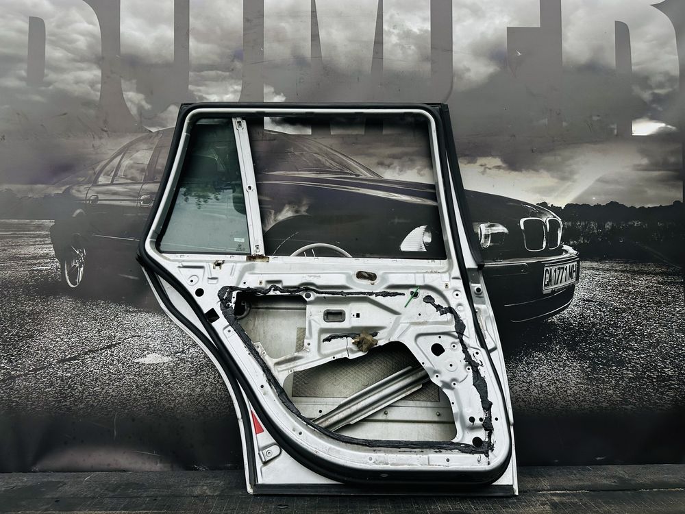 BMW E39 Дверка Універсал Задня Ліва е39 дверь ліва задня 354 Тітан Сіл