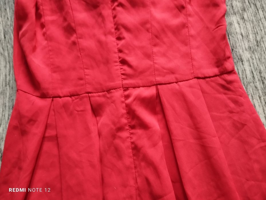 Sukienka letnia czerwona