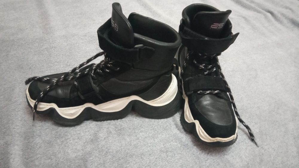 Кросівки-хайтопи жіночі ES8 шкіряні