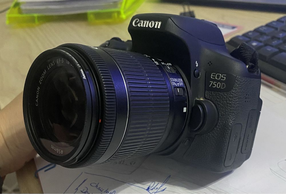 Vende-se Canon 750D