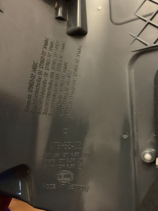 Комплект задніх оригінальних фонарів BMW F 10 (БМВ Ф10 дорестайл)