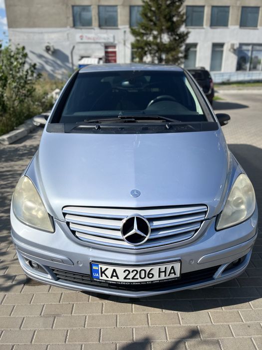Mercedes B 180 автомат дизель