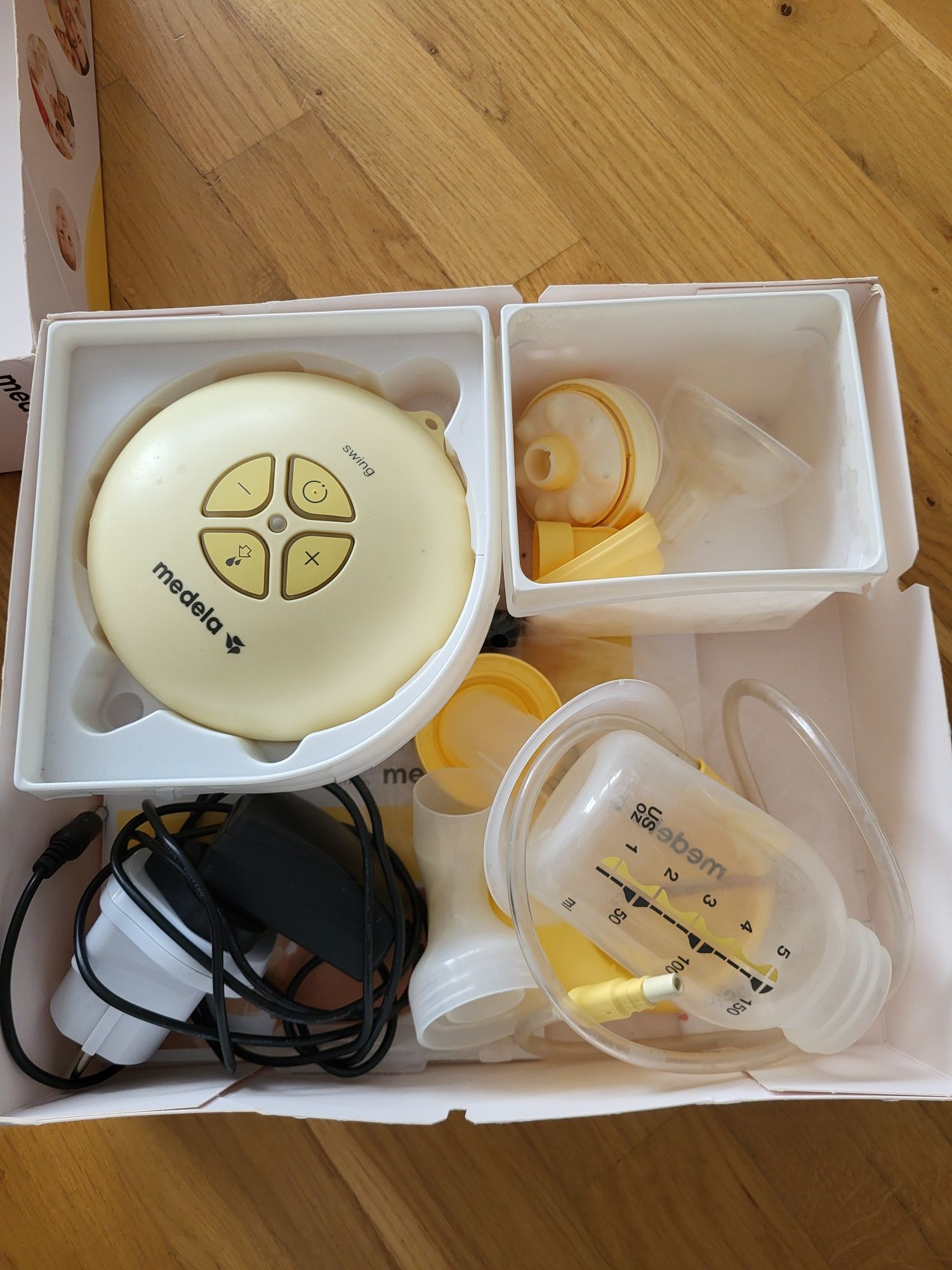 Laktator elektryczny Medela Swing