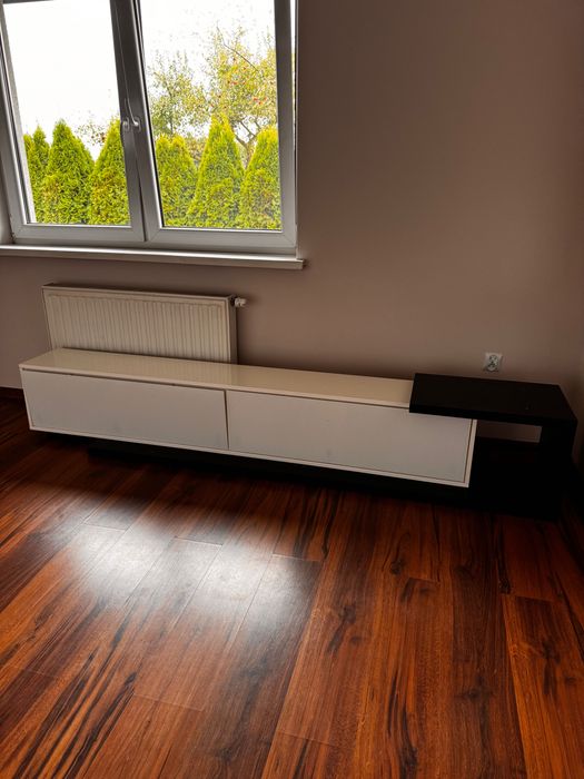 Półka pod telewizor i nie tylko