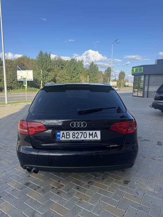 Audi A4b8 2008 рік