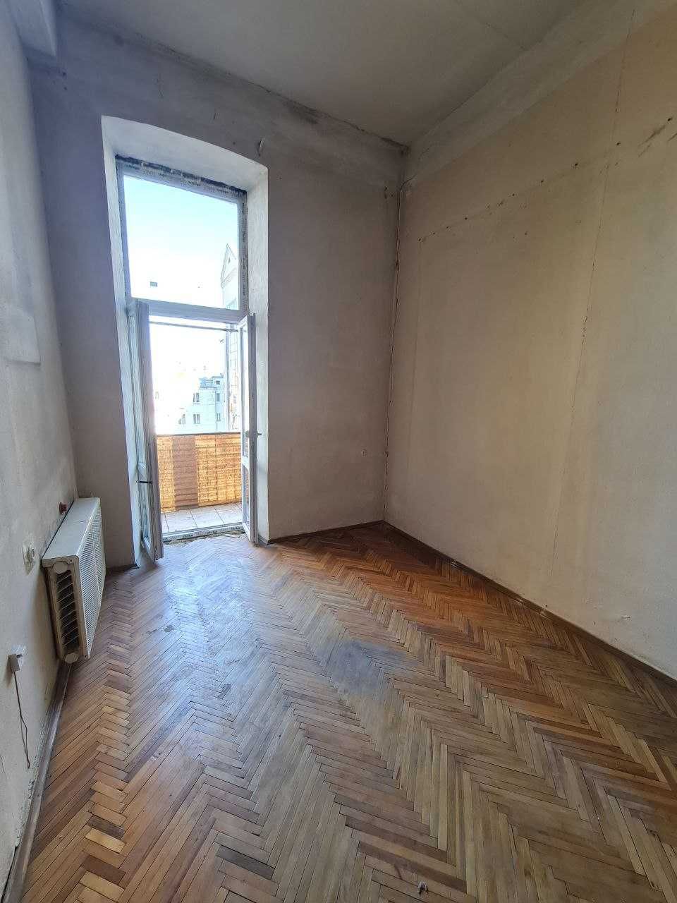 Продажа 1к квартиры в центре Киева, Липки, м. Арсенальна, Царский дом.