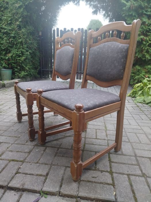 Sprzedam 4 krzesła
