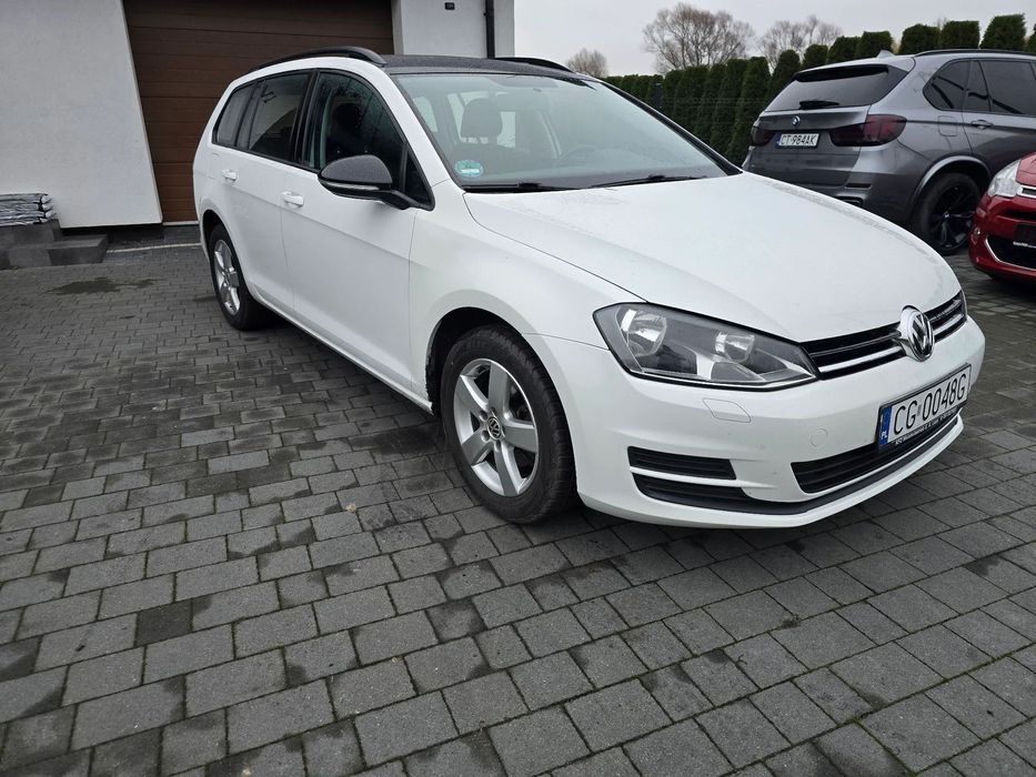 Volkswagen Golf Golf 7 idealny z duzym serwisem