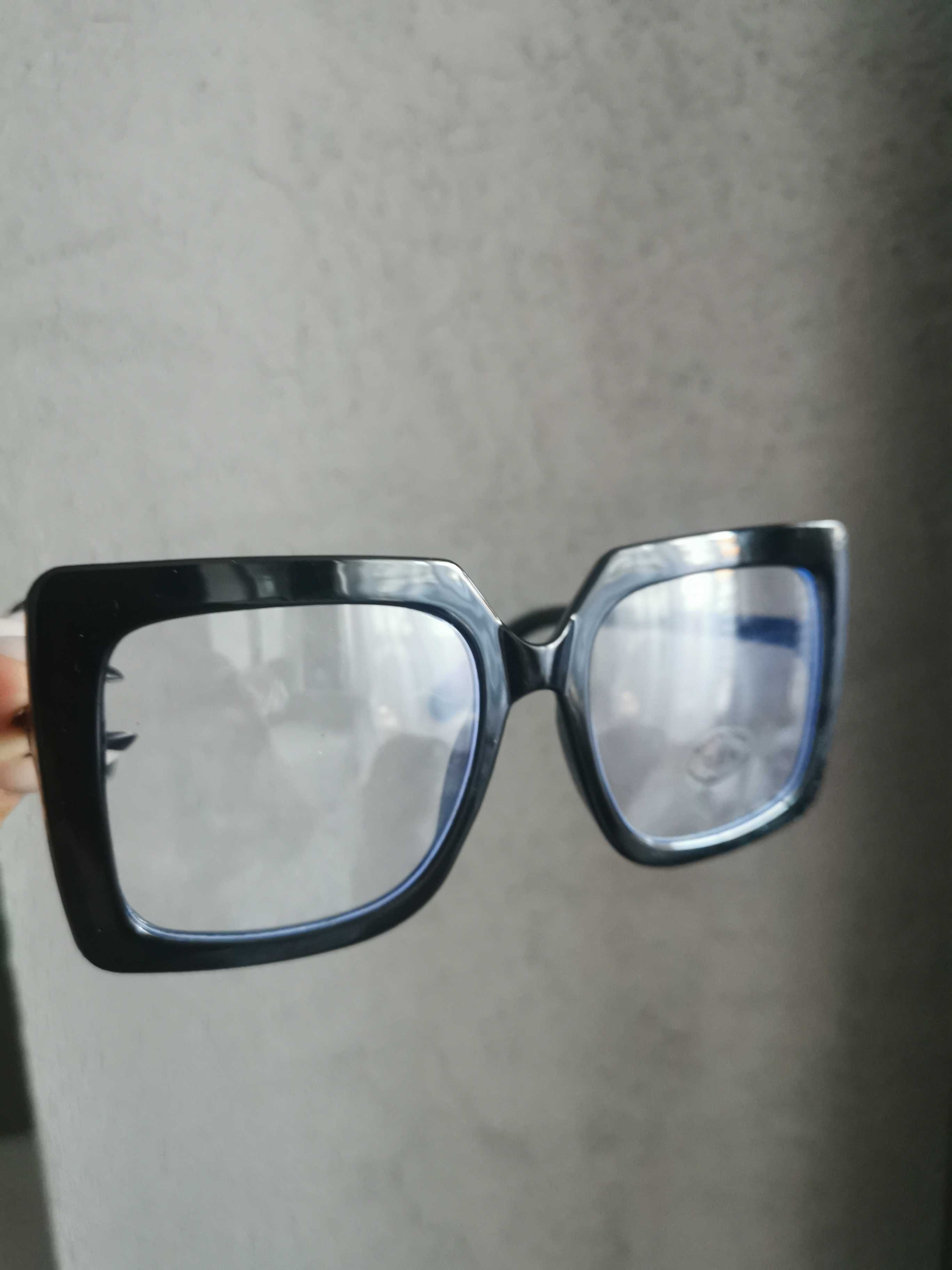 Czarne duże oprawki okulary damskie zerówki