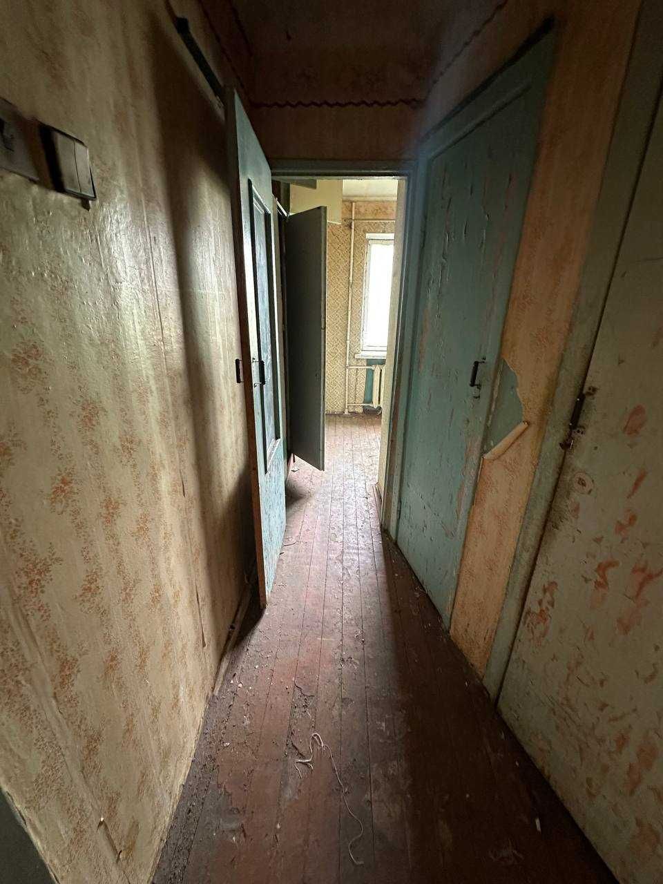 Продам 2к квартиру 41 м2 в г. Самар під ремонт