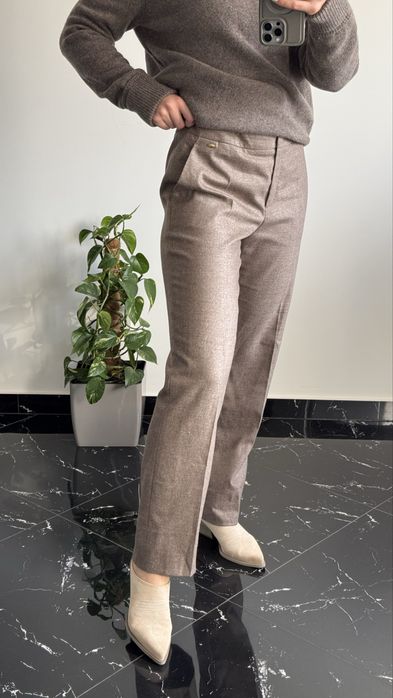 Класичні брендові, вовняні брюки від ESCADA  М р.