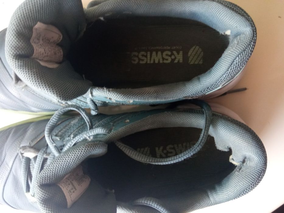 Кросівки чоловічі 37 розмір