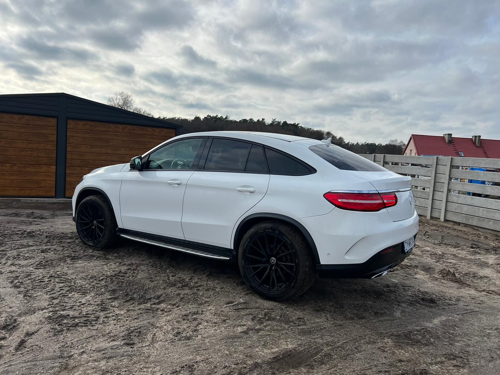 Mercedes Gle Cuppe Biała Perła