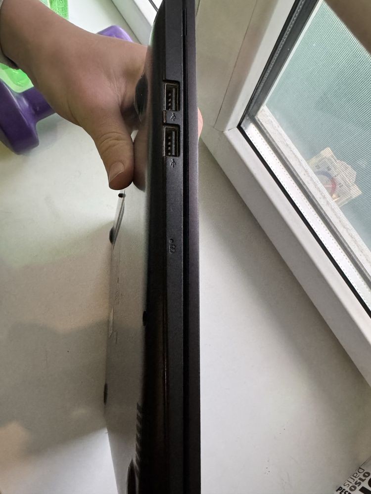 Продам ноутбук Asus VivoBook