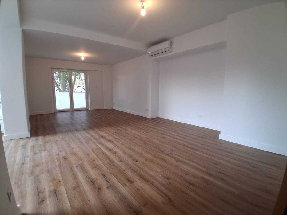 Apartamento t3 Lumiar 2 terracos 2 wc,garagem, totalmente remodelado