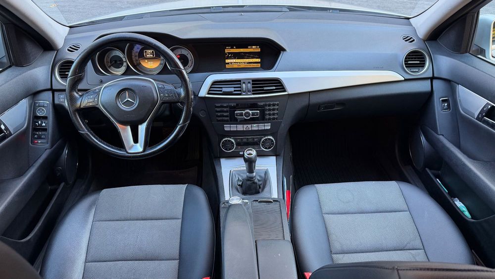 Mercedes-Benz C 200 CDi Avantgarde 136CV