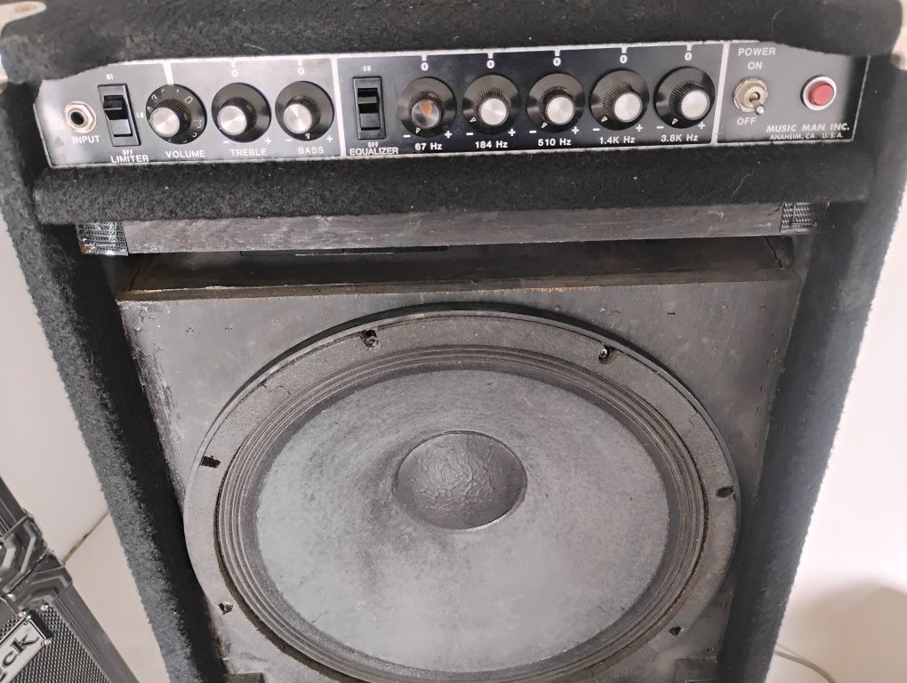 Combo basowe Music Man b120 80s