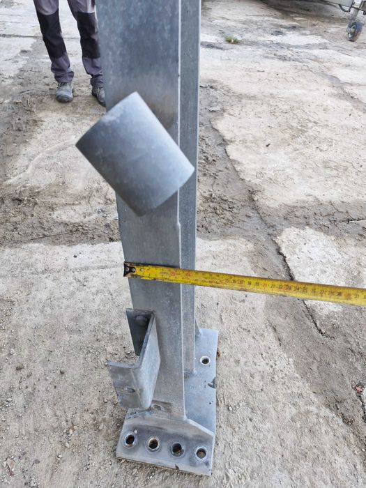 Slupki od barier drogowych ,slupy ,zabezpieczenie,plot dla krow