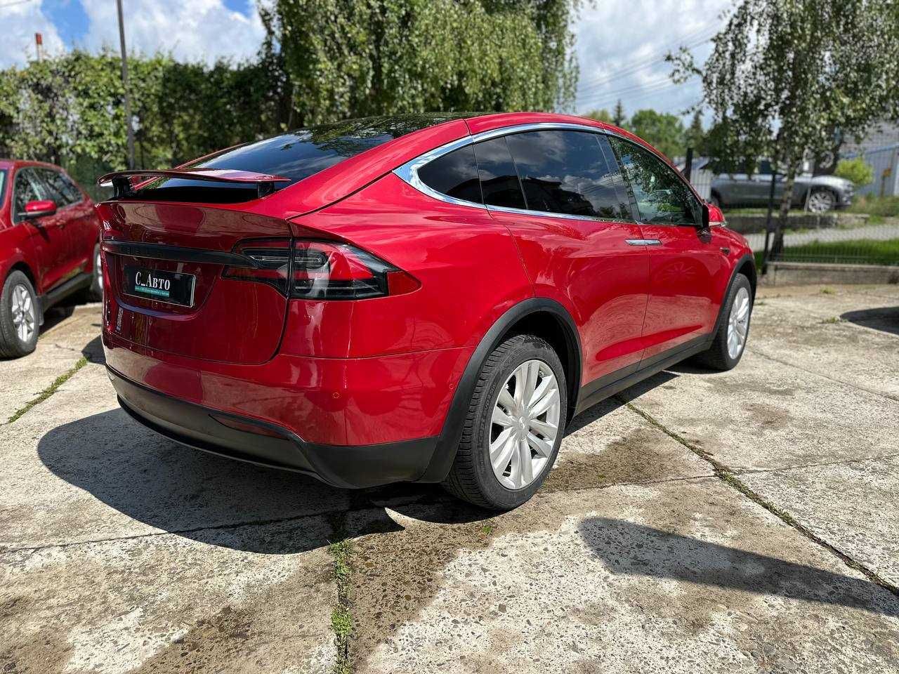 Tesla Model X 75D 75 kWh Dual Motor в кредит без авансу!