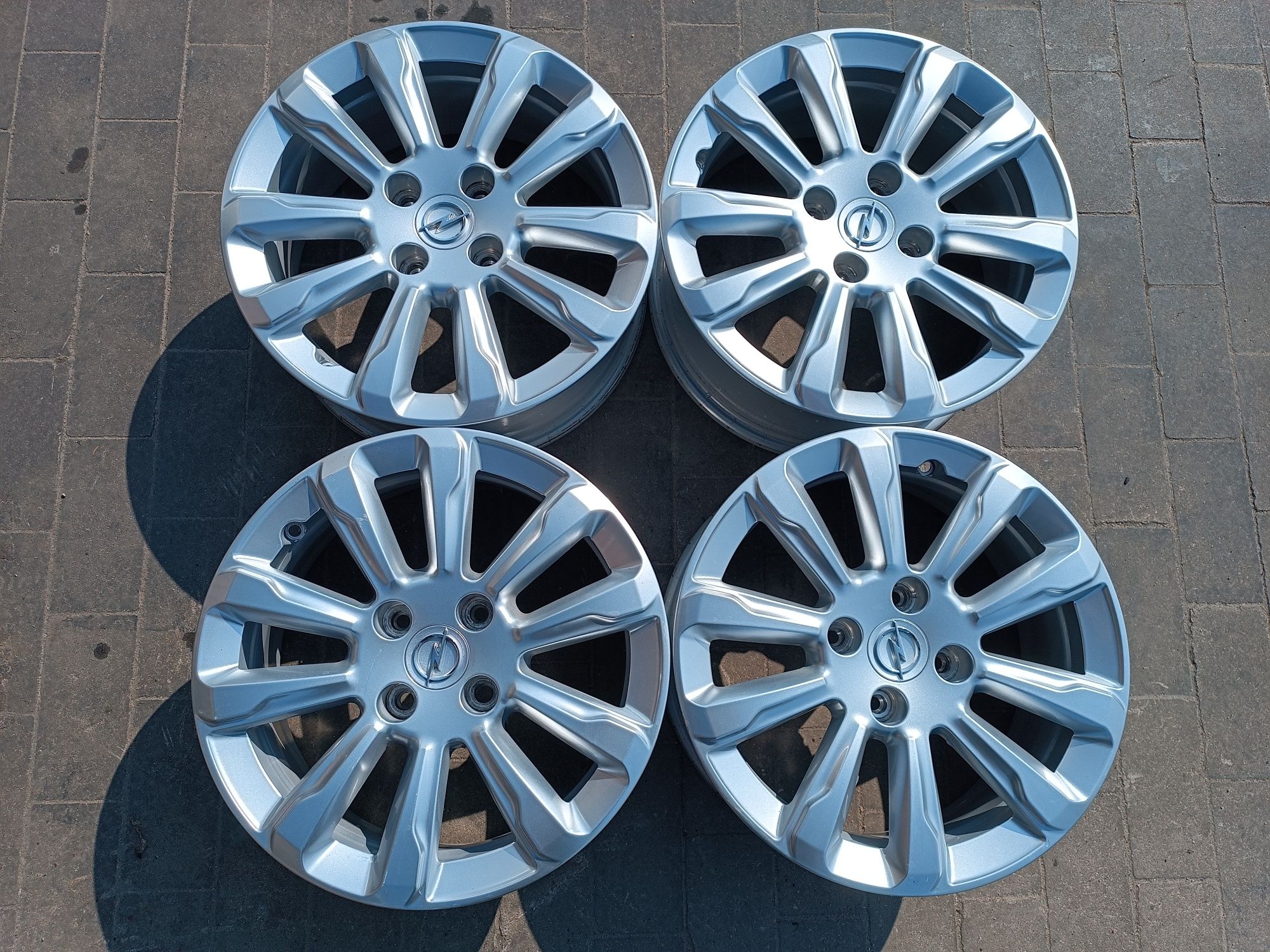 Felgi Alu Opel Corsa F Mokka/ e-Mokka  od 01.21 4x108 ET32 6.5J16
