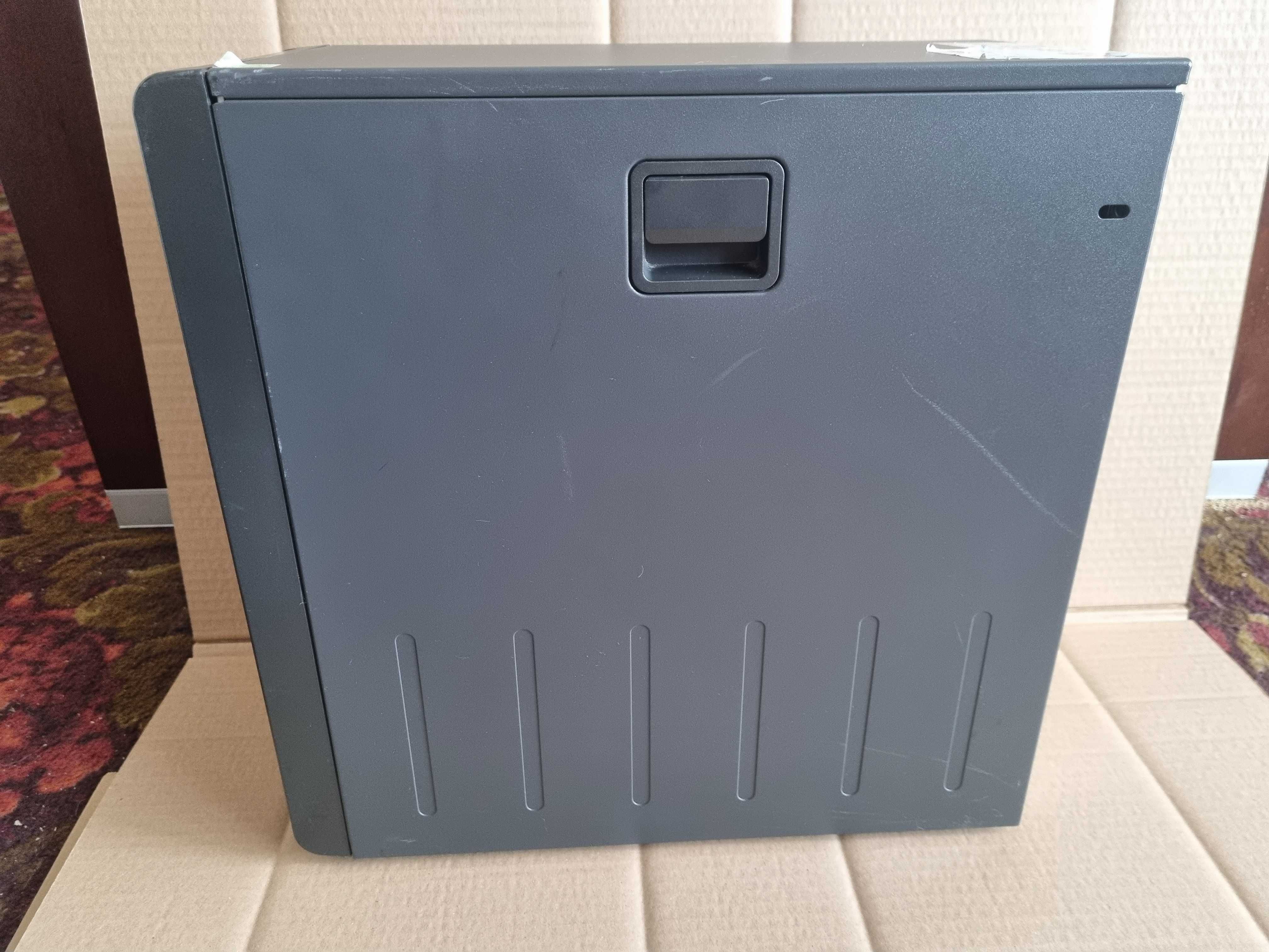 Fujitsu ESPRIMO P7935 E-Star 4