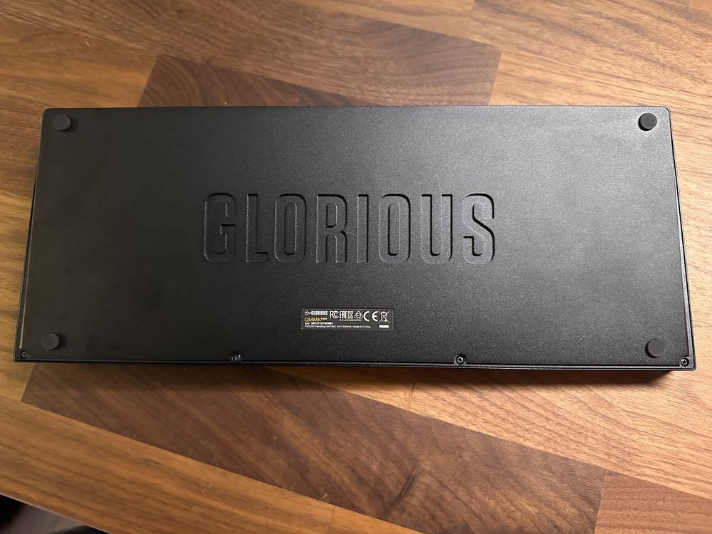 Teclado Mecanico Glorious GMMK PRO 75% ANSI - com upgrades/acessorios