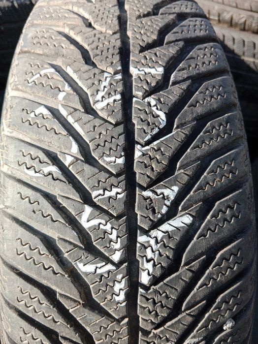 Opona używana 175/70R14 Matador MP54 Sibir Snow 1szt.