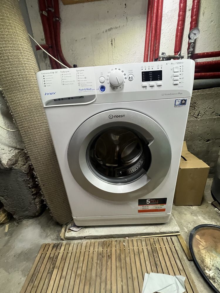 Pralka INDESIT WaterBalance Plus