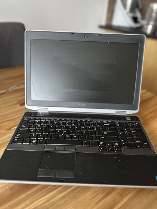 Laptop Dell E6530 8gb Ram i5 wawa stan dostateczny