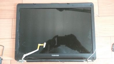 Toshiba satellite A210-17S детали