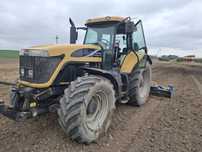 Challenger mt 635 b vario