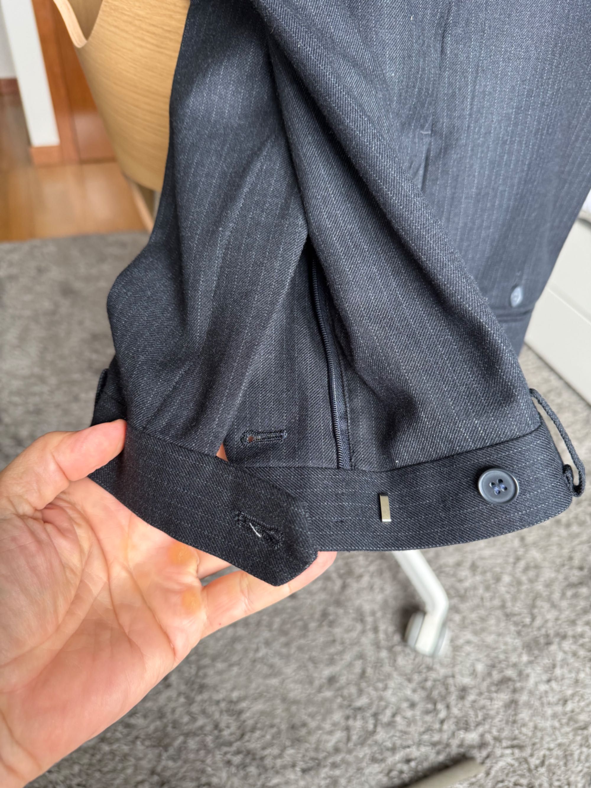 Fato estilo clássico (conjunto calças e blaser) azul escuro - Conti