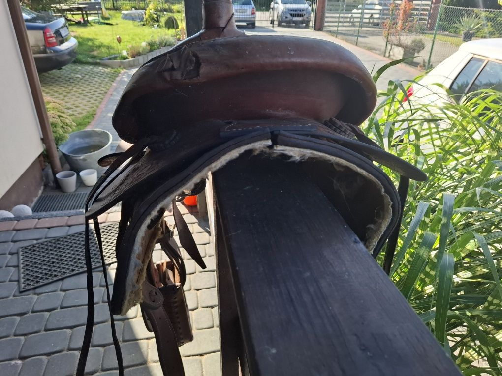 Siodle ze skóry do lekkiej renowacjii