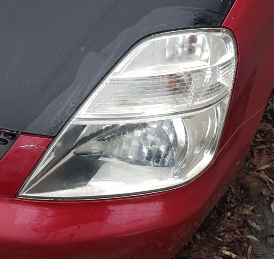 Reflektor lewy przód lampa lewa przednia Honda Stream 2001