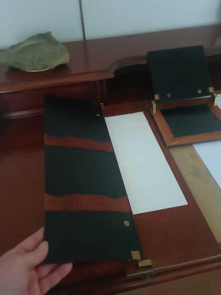 Komplet mebli drewnianych firmy Selva
