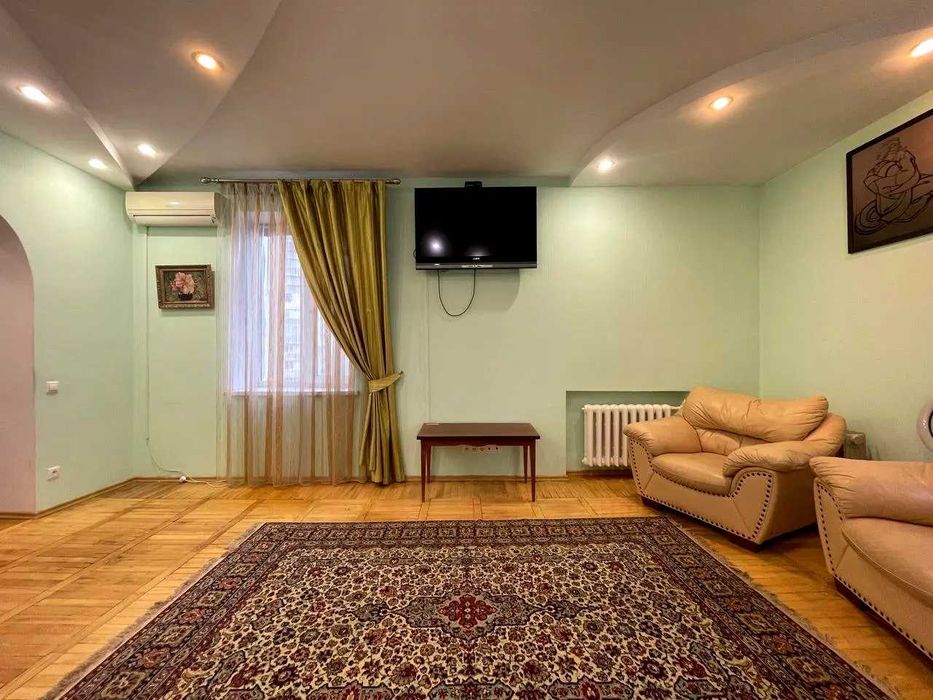 В аренду предлагается однокомнатная квартира по ул. Антоновича 123