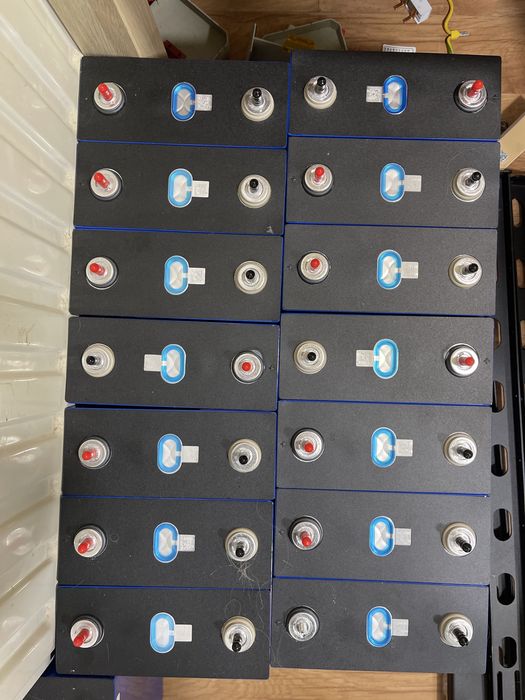 ПРОДАМ Акумуляторні батареї LiFePo4 280AH