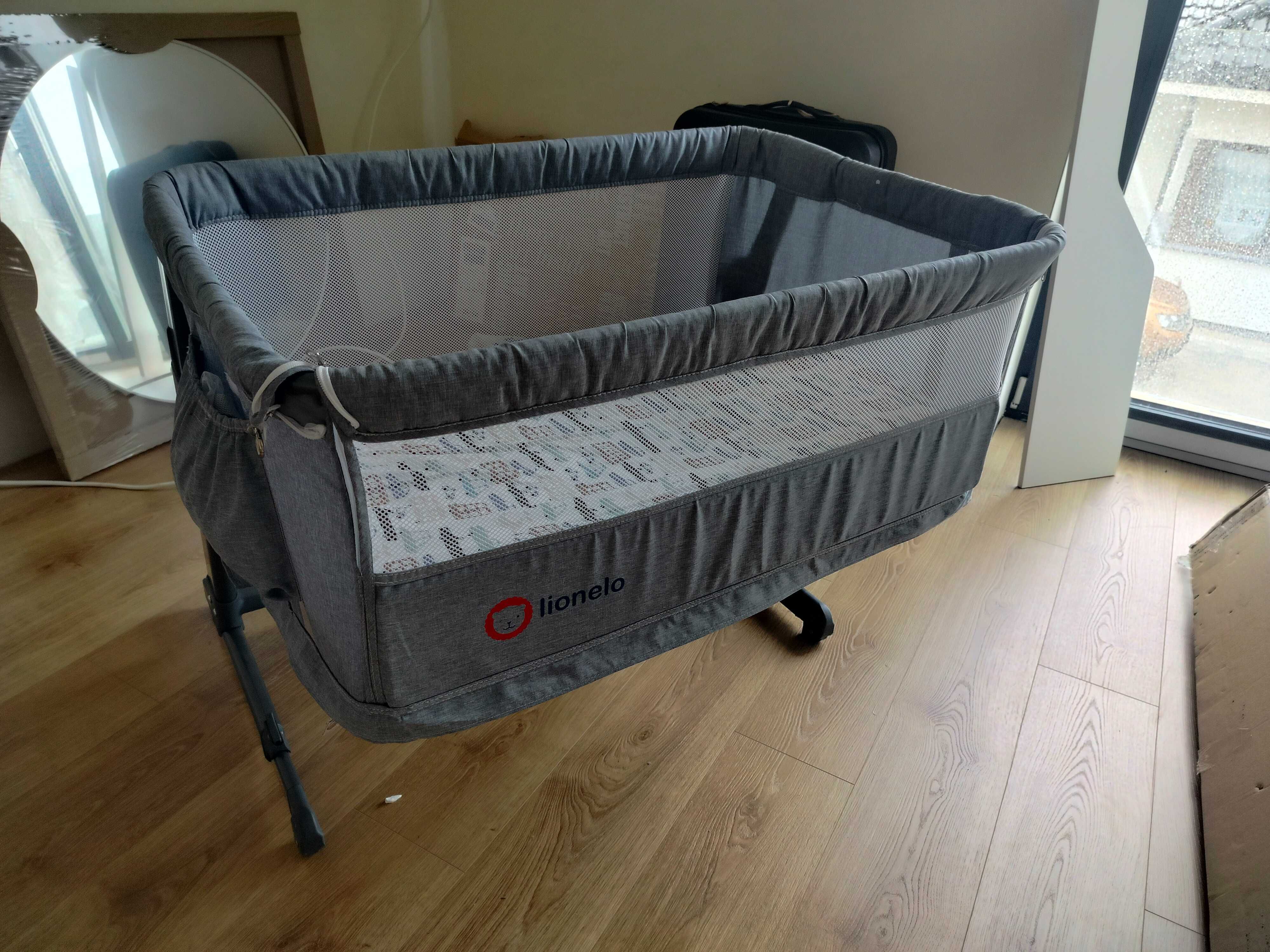 Łóżeczko dostawka lionelo Theo + materac