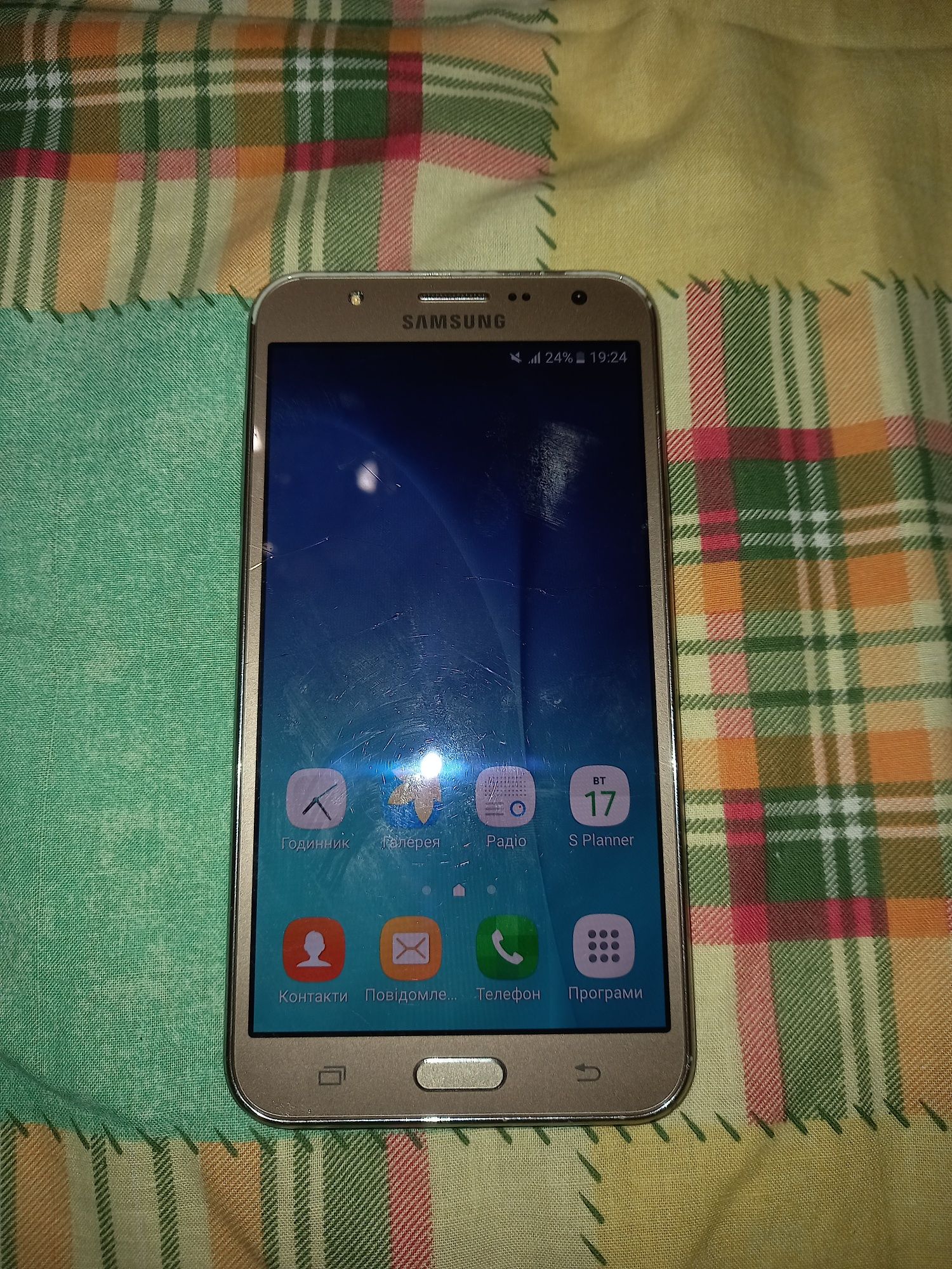 Продам телефон. Samsung J7. Бу. Ціна Тільки сьогодні до 00:00