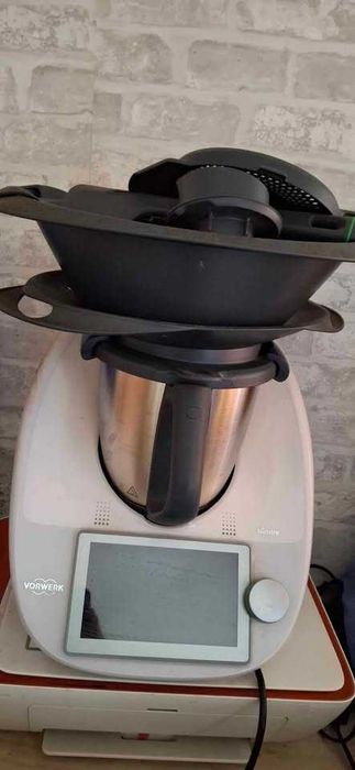 Bimbi TM6 com acessórios, muito bom estado, pouco usada. Negociável