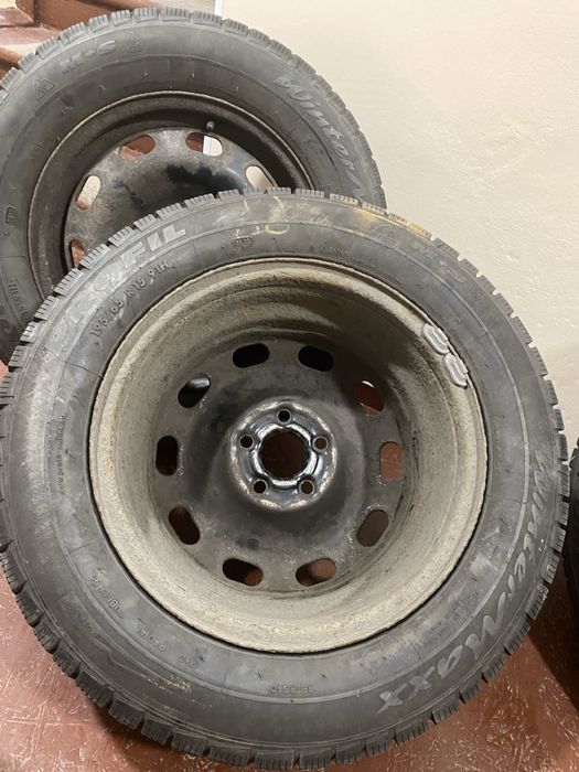 ЗИМОВІ шини 195/65R15 з дисками Skoda Roomster Fabia